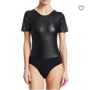 EUC COMMANDO
Faux Leather Short-Sleeve Bodysuit size small